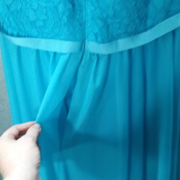 New David's Bridal One Shoulder Dress - Picture 3 of 9